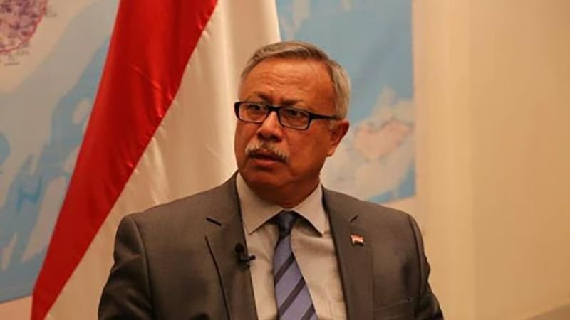 عبد العزيز بن حبتور: دول العدوان والمرتزقة والخونة يتآمرون على الوحدة ويعملون على تقسيم اليمن