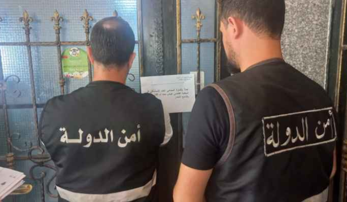 اقفال معملين للأجبان والالبان في النبطية ودبين