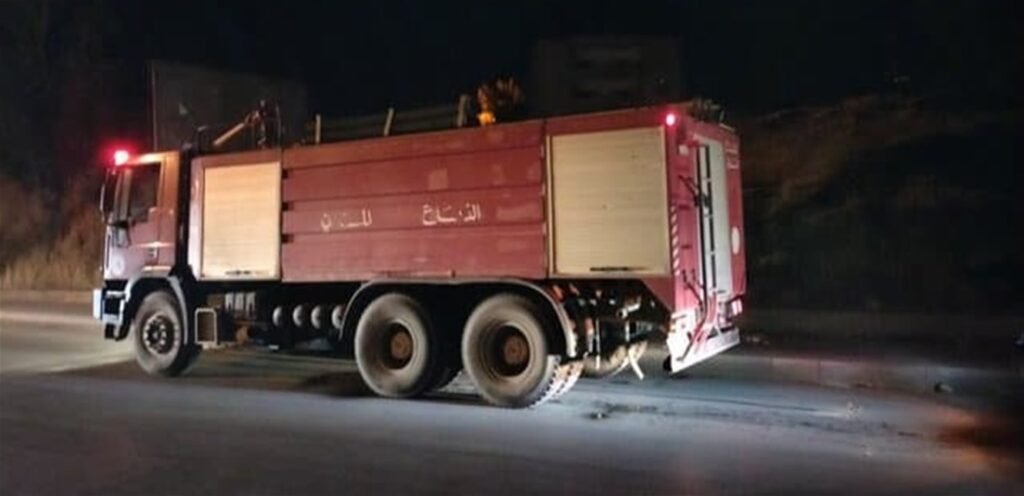في البقاع.. النيران تلتهمُ “سنترالاً” وفرق الإطفاء تتدخل