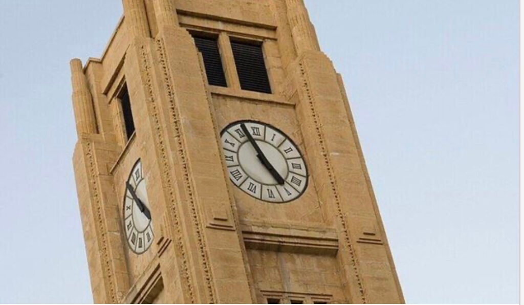 “تهديدات وجوديّة”… الساعة التي تدق منذ 77 عاماً ليست ساعة عاديّة