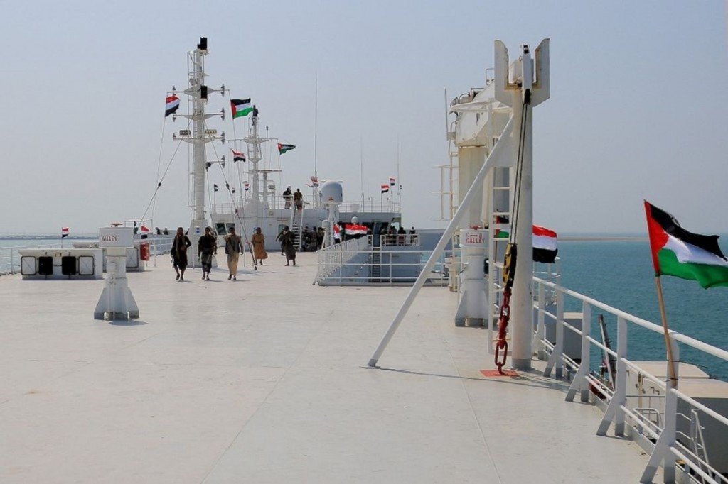 خطوة نوعية.. مدمرة بريطانية تحت مرمى صواريخ اليمن ضمن المرحلة الرابعة من التصعيد