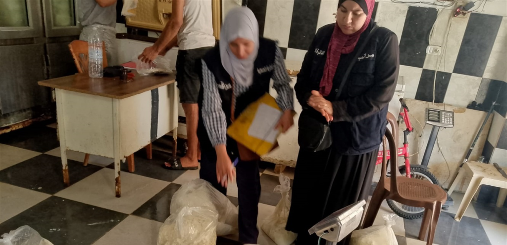 في طرابلس.. مُصادرة 100 كيلو من الموزاريلا الفاسدة وغير الصالحة للاستهلاك