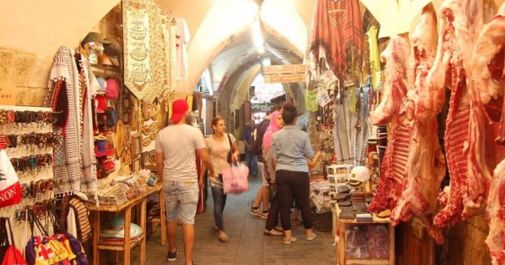 رفض اعطاء فاتورة لزبون… محضر ضبط بحق محل صاغة