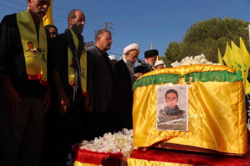 حزب الله يشيّع الشّهيد على طريق القدس عباس ملحم في بلدة مجدل سلم