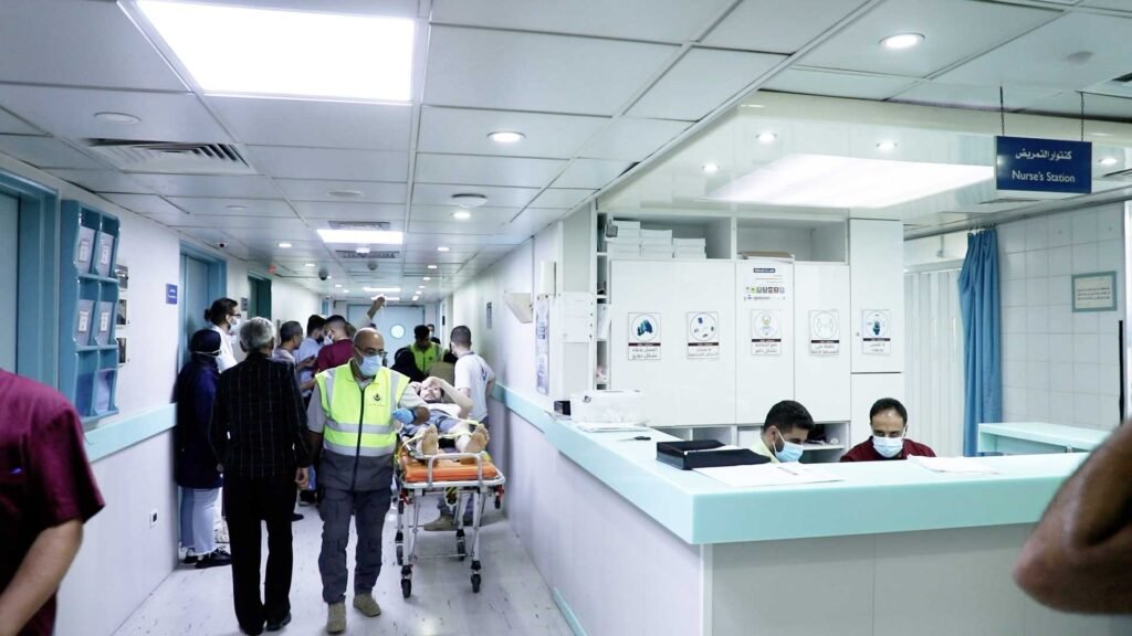 مستشفيات النبطية غصت بعشرات المصابين وأضرار في مختلف القرى