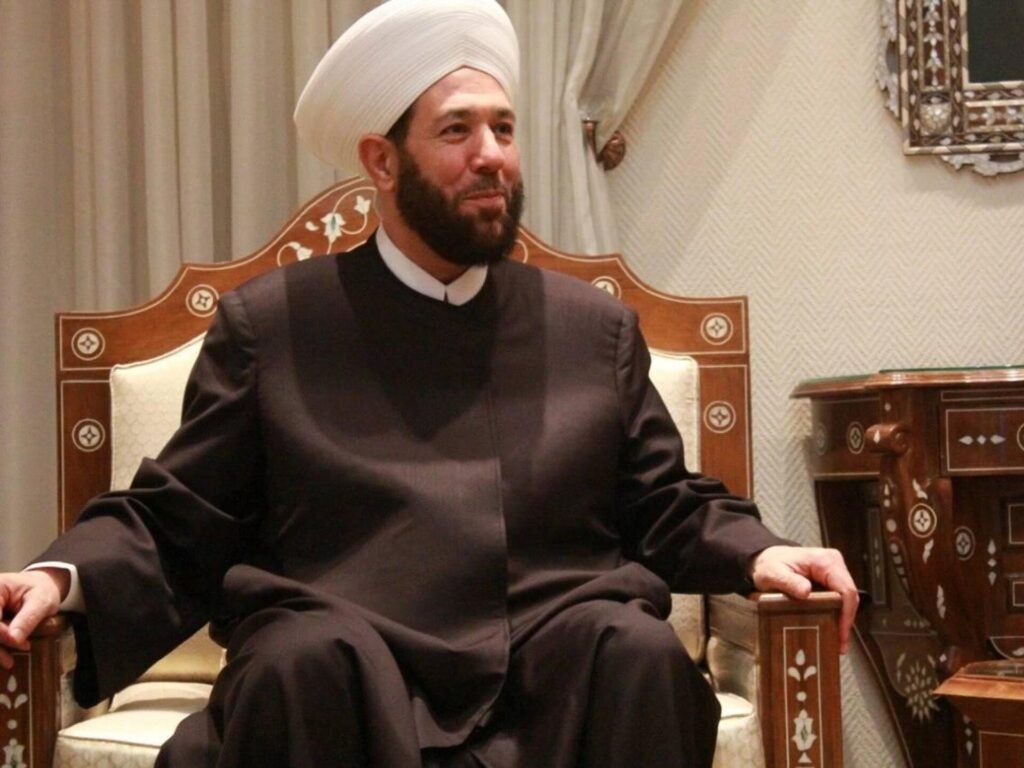 اعتقال مفتي سوريا السابق أحمد بدر الدين حسون 