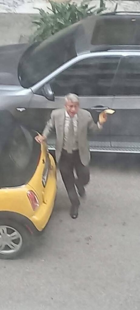 بعد انتشار صوراً له… الوزير السابق فياض يوّضح!