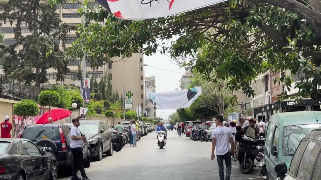 إقبال خجول في الانتخابات البلدية في بيروت وسط توقعات بزيادة في الساعات المقبلة