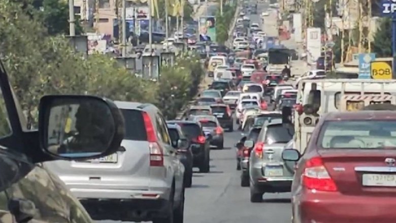مُخالفاتٌ بـ”الجملة” وزحمةٌ خانقة… هل اقترب فرج الطّرقات؟