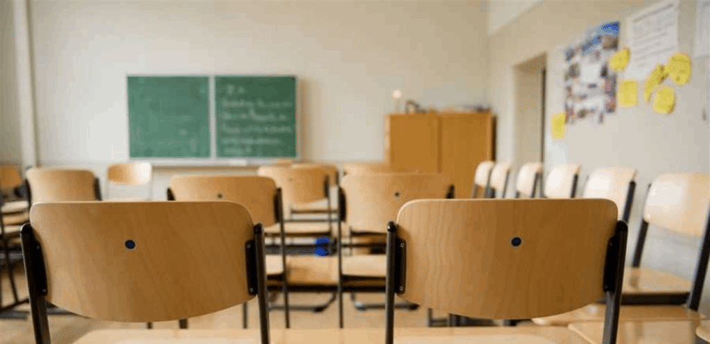 عن أقساط المدارس الخاصة لأولاد العسكريين.. هذا ما قرّره وزير الدفاع