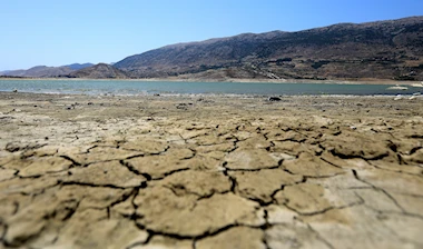 كارثة الجفاف: انهيار مائي وزراعي وكهربائي غير مسبوق!