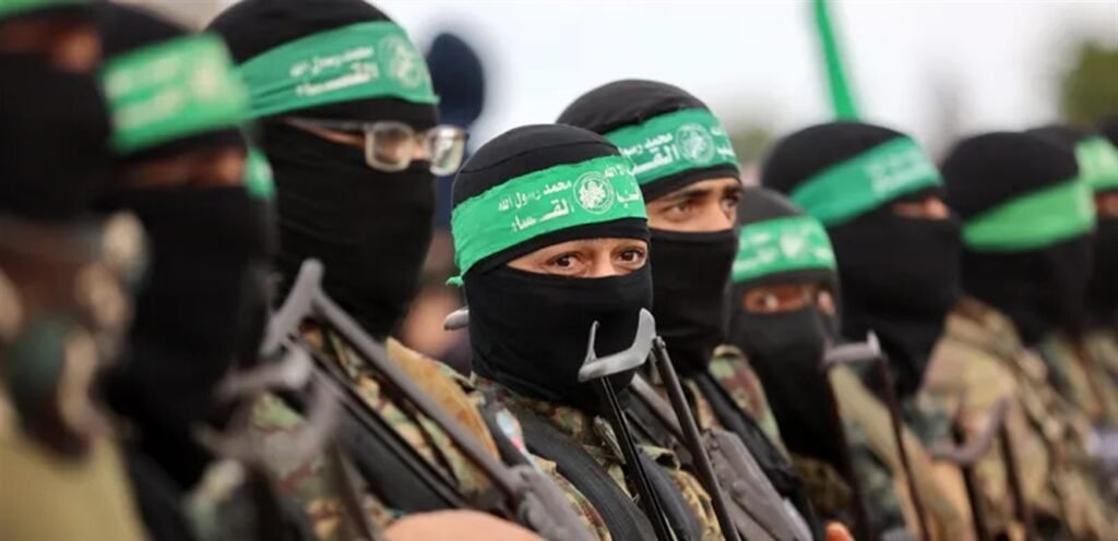 أدرعي ينشر صورة لقادة حماس الذين تم اغتيالهم خلال الحرب!