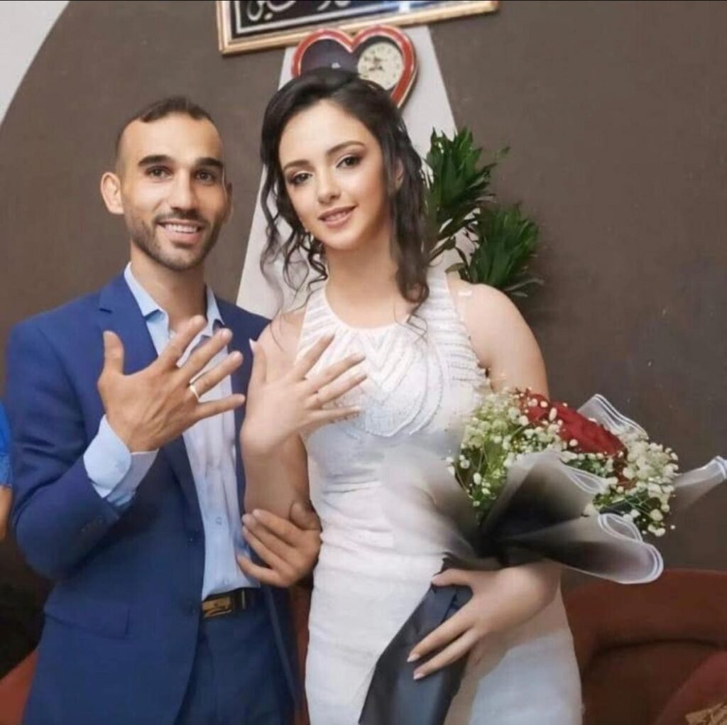 بعد أشهر قليلة من زفافهما.. حادث يودي بحياة بطل رياضي وزوجته