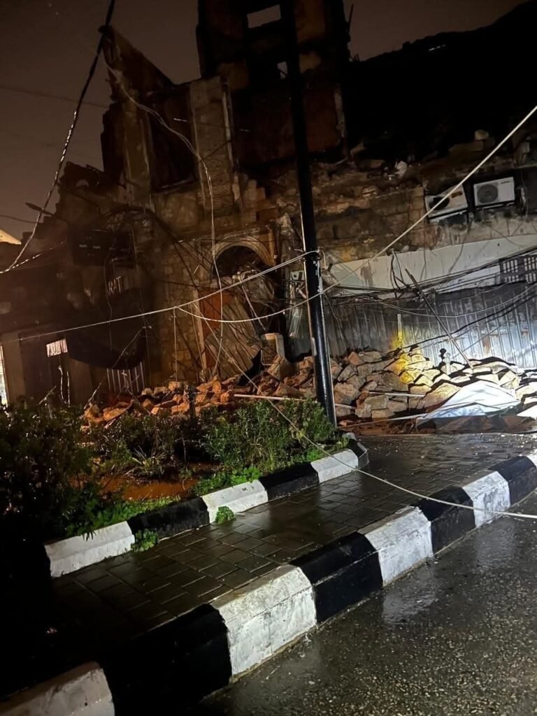 بسبب الامطار الغزيرة… انهيار مبنى في طرابلس