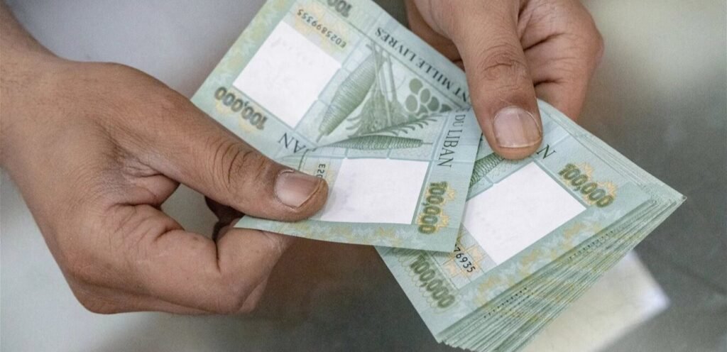 آخر خبر عن الرواتب.. متى ستُدفع وكيف؟
