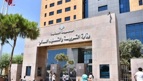 “التربية” في ورطة!