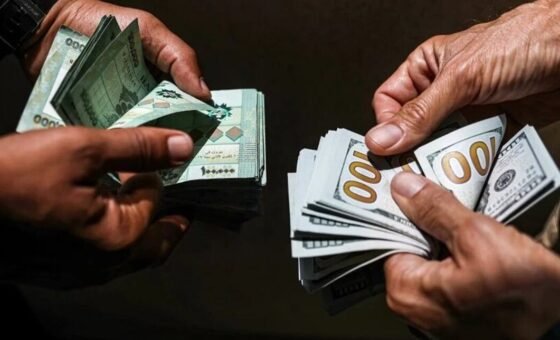 احذروا هذه الدولارات في لبنان.. تنبيه من السوق