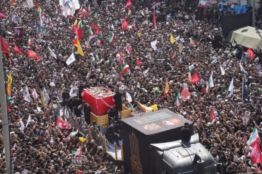 انزعاج أميركي من حشود النجف وكربلاء.. عراق ما بعد التشييع: نزع السلاح أبعد