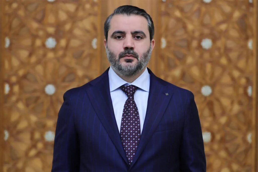 وزير سابق يربط بين رسالة الشيباني إلى طرابلس وتفجير دمشق