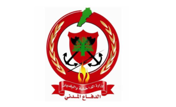 الدفاع المدني يواصل عمليات الإنقاذ إثر الغارات على النبطية