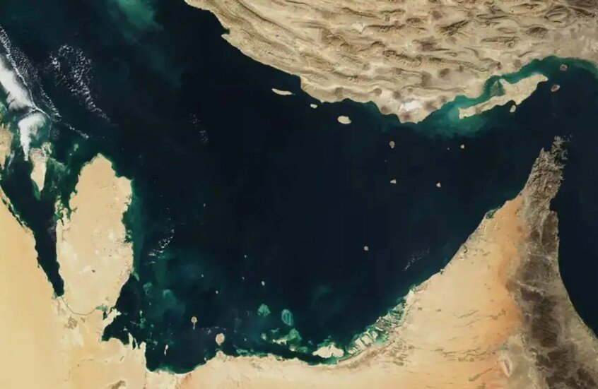 ناقلة نفط كورية تتجه إلى كوريا عبر قناة السويس بدلًا من مضيق هرمز