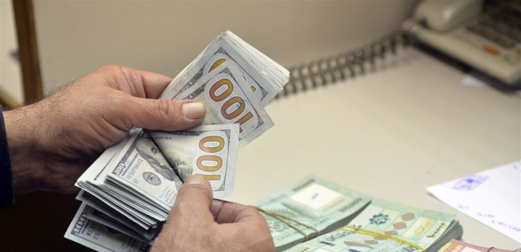زيادة على رواتب هذا الشهر.. وهذه آلية صرفها