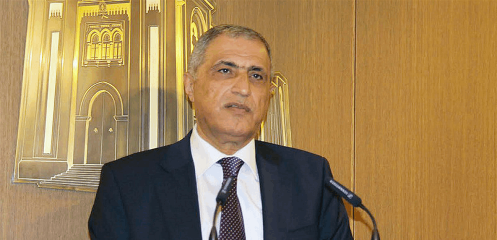 هاشم طالب الحكومة بألا تستمر بسياسة "ادارة الظهر" لمتطلبات ابناء الجنوب