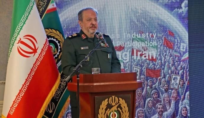 وزير الدفاع إلإيراني: العدو سيواجه شعباً موحداً إذا استهدف الجمهورية الإسلامية