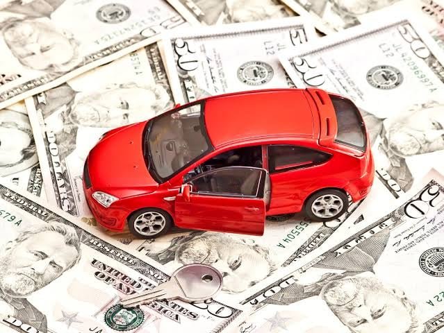 ضرائب جديدة والبنزين إلى 33 دولاراً غداً؟