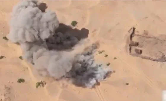 صاروخ يمني يضرب اجتماعاً لقادة سعوديين