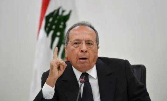 “قمة الحماقة”… السيّد يحذّر الحكومة من “اللعب بالنار”