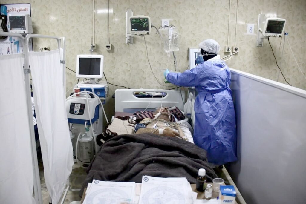 حين يتحول العلاج إلى مأساة.. أخطاء طبية تودي بأرواح مرضى في سوريا
