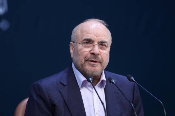قاليباف: إذا لم نبع نفطنا فلن يبيع أحد في المنطقة وإذا لم تتمتع إيران بالأمن فلن تكون أي بنية تحتية آمنة