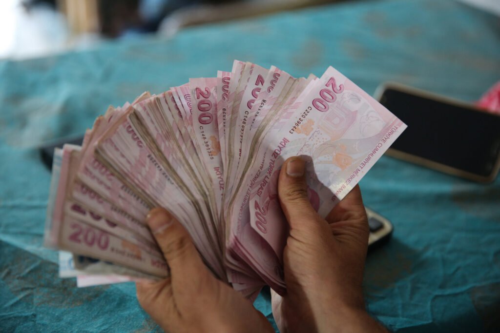 1.675 مليار دولار صادرات تركيا إلى سوريا في 8 أشهر