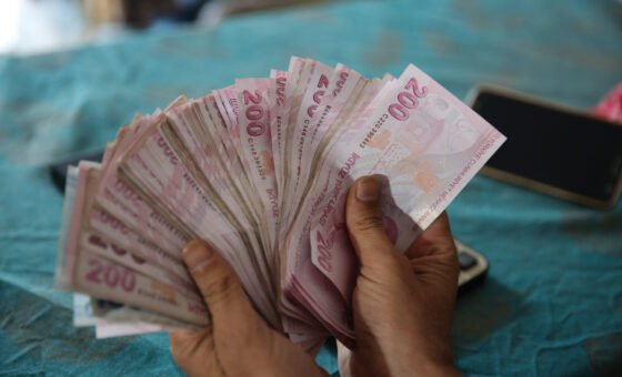 1.675 مليار دولار صادرات تركيا إلى سوريا في 8 أشهر