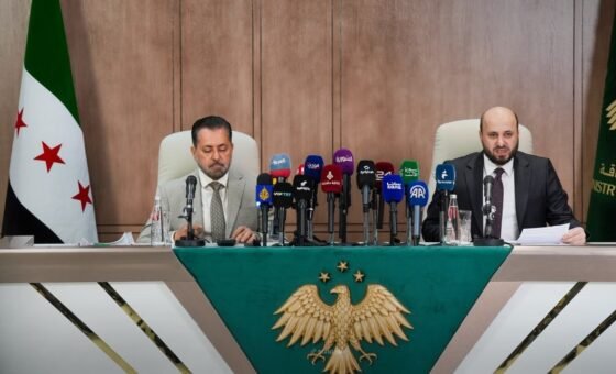 مازوت بـ3 أسعار.. وزير الطاقة السوري يكشف حزمة إجراءات لمواجهة أزمة المشتقات