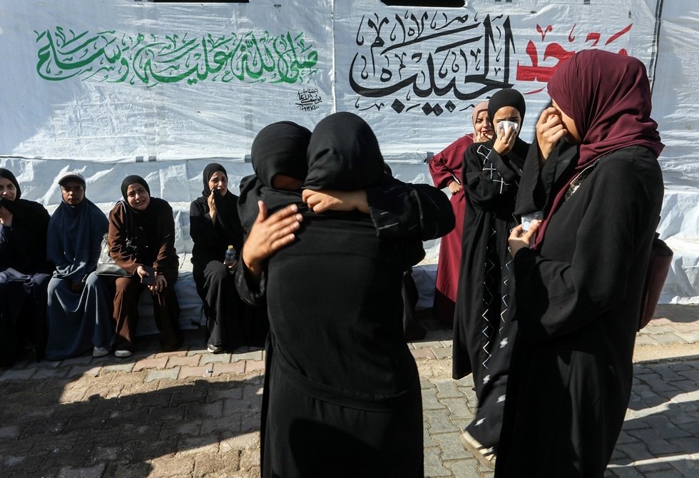 شهادات جنود تقود لتحقيق عسكري في مقتل مسنة فلسطينية على يد ضابط إسرائيلي