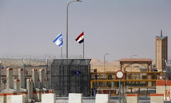 “نقل مليون مصري إلى سيناء لمواجهة خطة إسرائيل”.. سفير مصر السابق في إسرائيل يفتح ملفات خطيرة