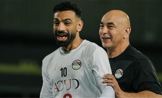 قرار جديد بشأن محمد صلاح.. حسام حسن يثير الجدل