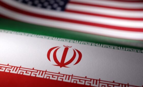 طهران تلوّح بالمفاجأة.. “خطأ واحد” يفتح أبواباً مؤلمة
