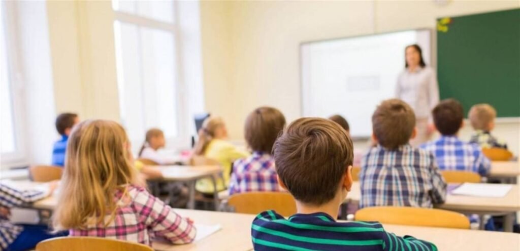 همّ أقساط المدارس يقضّ مضاجع اللبنانيين