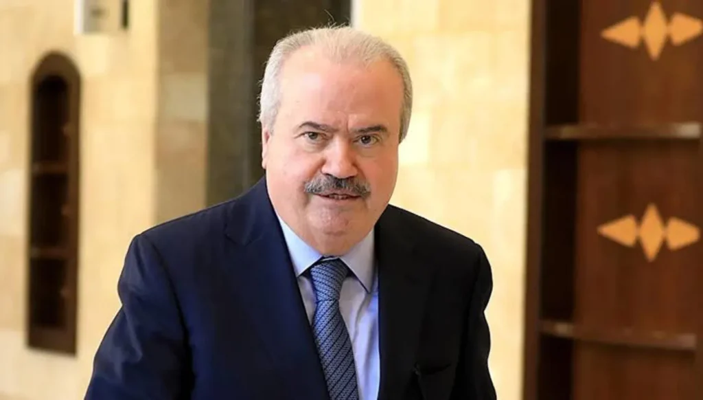 وزير المالية اللبناني ياسين جابر خلال ظهوره في صورة أرشيفية