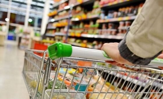 من الخضار إلى اللحوم.. كيف أثرت المحروقات على أسعار السلع في السوبرماركت؟