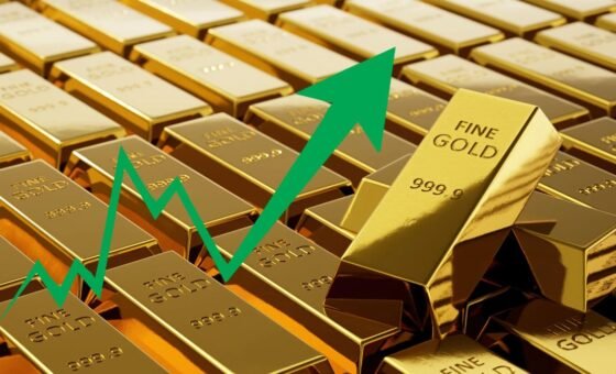 الذهب يرتفع بأكثر من 1% والدولار عند أعلى مستوى في 7 أسابيع بعد قرار الفائدة الأميركية