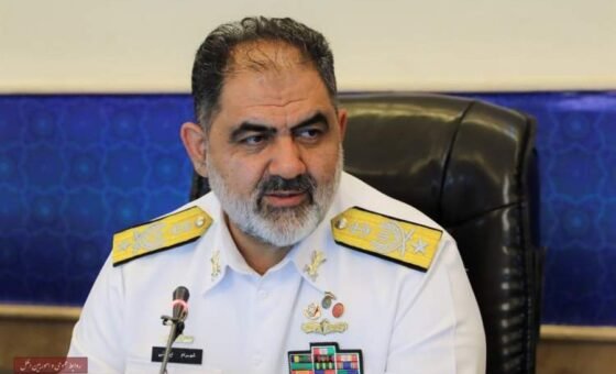 قائد سلاح البحرية في الجيش الإيراني: قادرون على شلّ حركة العدو في أي نقطة