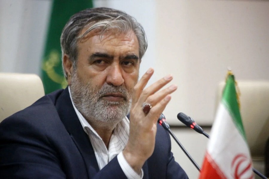 إبراهيم عزيزي: أميركا عالقة في مضيق هرمز وستندم على إهدار فرصة التفاوض
