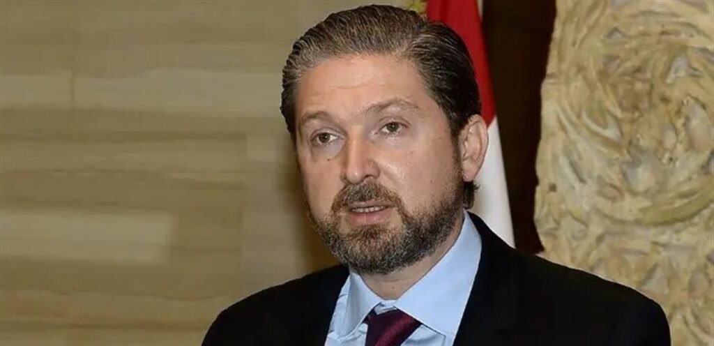 فيصل كرامي خلال استقباله وفوداً شعبية في طرابلس