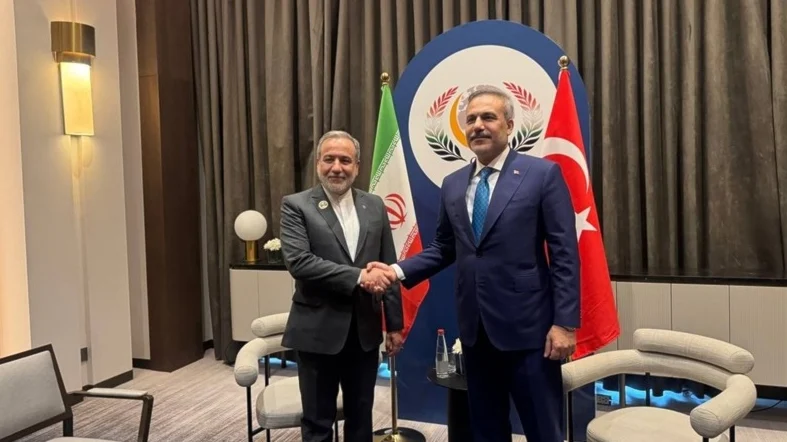 عراقتشي يلتقي نظيره التركي في بغداد.. وبحثٌ في قضايا المنطقة