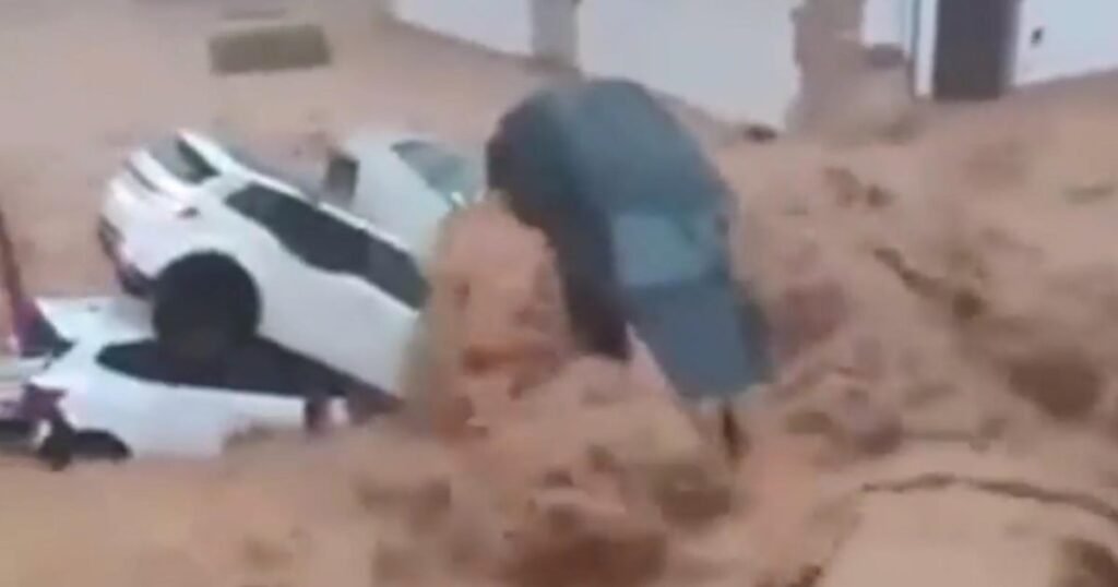 بالفيديو: بلدة إسبانيّة تغرق!