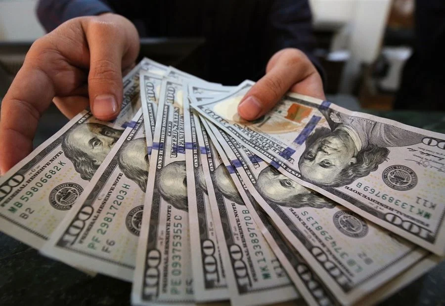 مليارات تدخل رغم التراجع… ماذا تقول التدفقات؟
